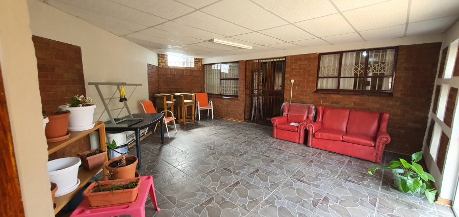 5 Bedroom Property for Sale in Fauna Free State